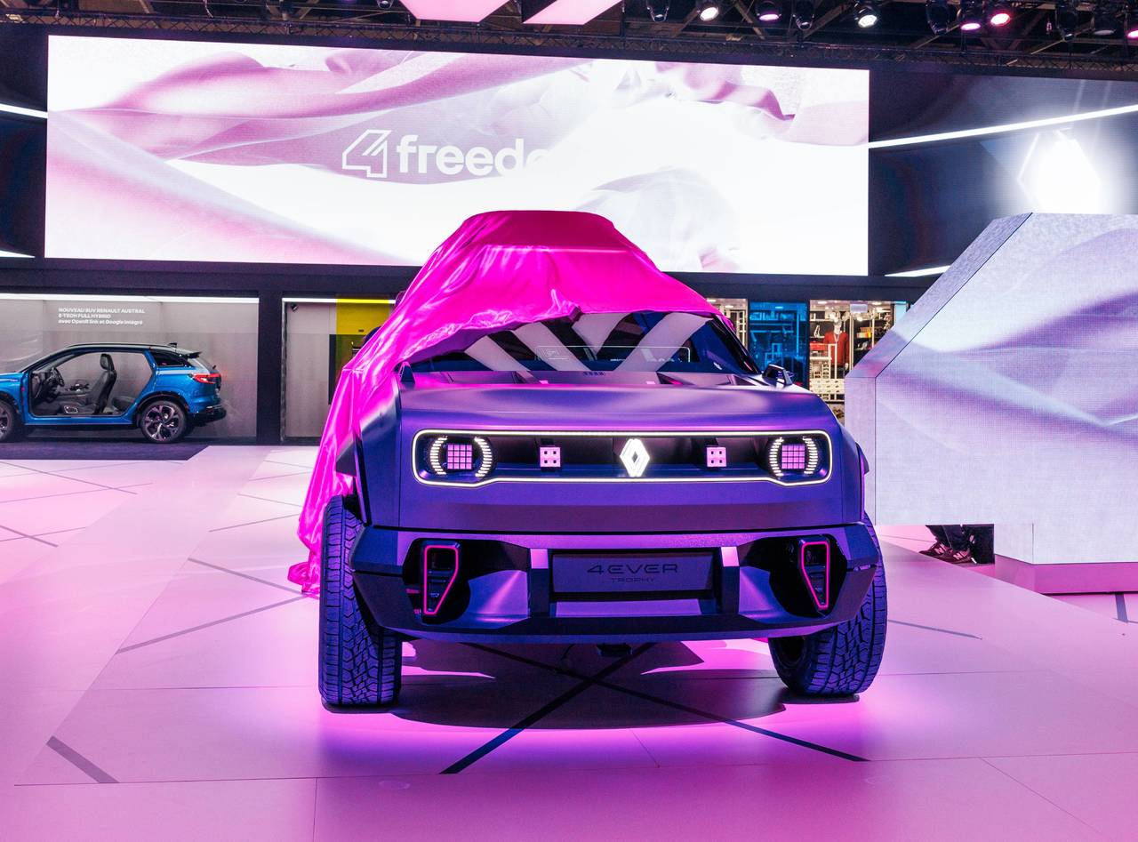 Renault: "Pariser Autosalon 2022 – weil wir Autosalons lieben"...