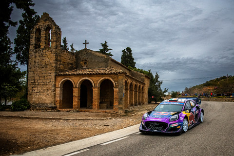 Craig Breen Ford Puma WRC 2022 Spanien Hybrid-Fahrzeug Freitag.jpg