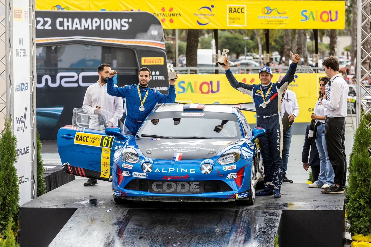 Alpine holt 2022 erneut den Sieg im FIA R-GT Cup.