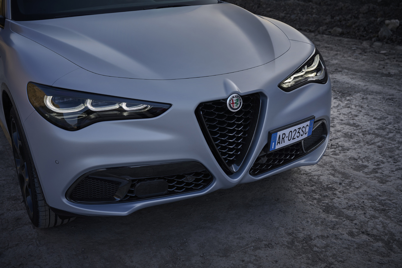 Alfa Romeo Stelvio und Alfa Romeo Giulia: Zeitloses Design.