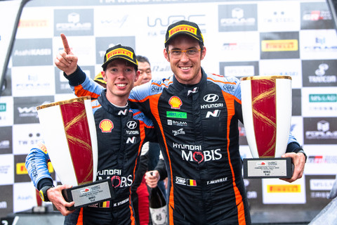 Forum8 Rallye Japan 2022 Neuville WRC Sieger.jpg