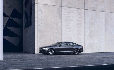 Firmenwagen-Award 2022: Volvo S90 und Volvo V90 sind die beliebtesten Dienstwagen des Jahres.