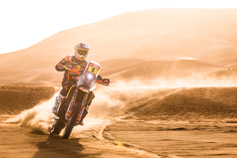 Rallye Dakar 2023, Etappe 12: KTM-Fahrer Toby Price nach Rang 3 jetzt in Führung.