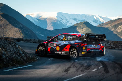 Thierry Neuville Rallye Monte Carlo 2023 Hyundai i 20 Führender samstag Col de Turini.jpg