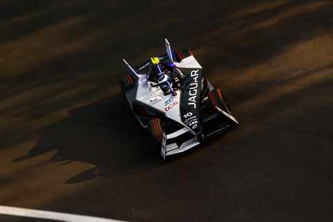 Formel E | Diriyah E-Prix: Jaguar TCS Racing formt sich für das Doppelrennen neu...