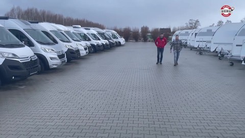 Kommt uns auf der Reise + Camping Messe in Essen besuchen. Kastenwagen. Wohnmobile. Wohnwagen. - Dümo reisemobile - caravans.jpg