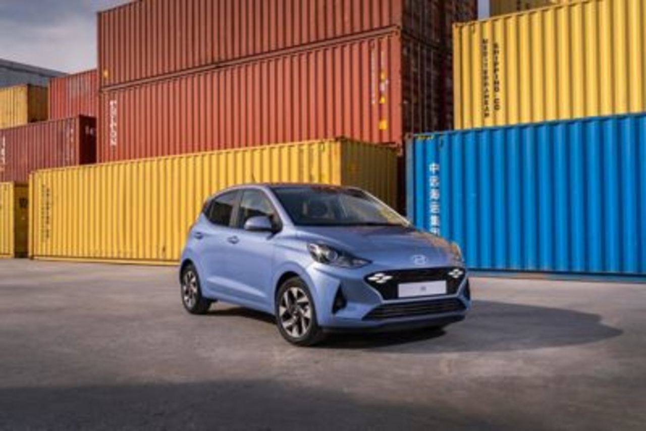 Hyundai i10 Facelift mit frischem Design und erweiterten Funktionen.