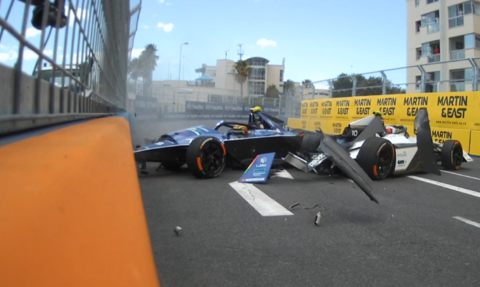 Formel E Kapstadt E-Prix Jaguar TCS Racing Unfall 2023.png