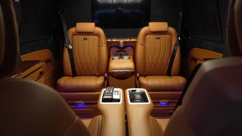 2024 MERCEDES-BENZ V-CLASS - Exclusive VIP Design - Details Exterieur & Interieur Großraumlimousine - klassen automobile - luxus karossen - luxus limousinen.jpg