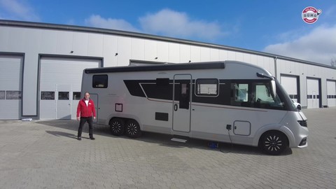 ADRIA Supersonic 890 LL - Ein großartiges Wohnmobil vorgestellt. - dümo reisemobile - wohnmobile - caravans - camping - wohnwagen.jpg
