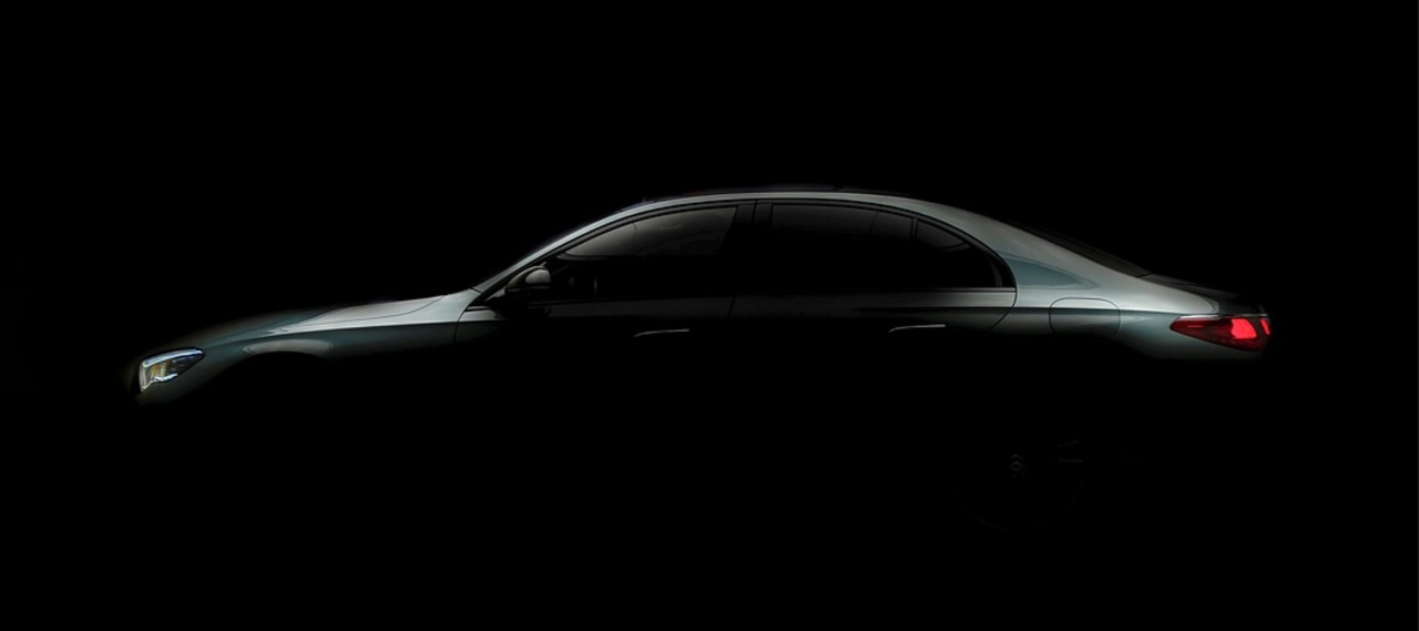 Weltpremiere der neuen E-Klasse auf Mercedes me media: die Business-Ikone von Mercedes-Benz.
