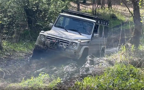 4x4 exploring - abenteurreisen offroad - offroad fahren - offroad reisen - geländewagen fahren - gklasse im gelände.PNG