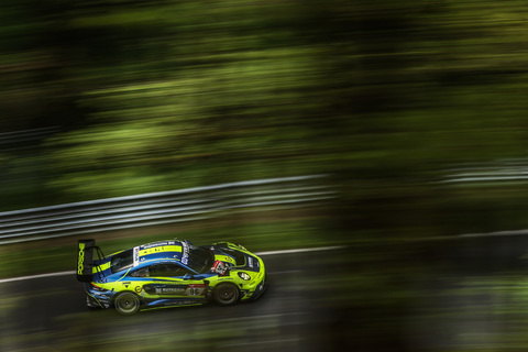 Grüne Hölle Porsche 911 GT3 R, Rutronik Racing (#96), Dennis Olsen (N), Matteo Cairoli (I), Julien Andlauer (F).jpg