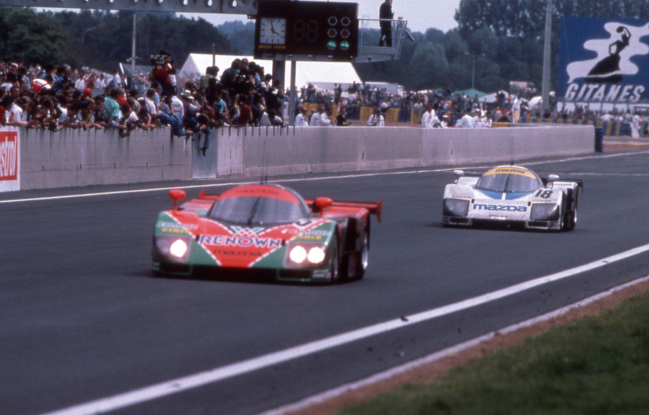Legenden in Le Mans: Mazda 787B bei der Hundertjahrfeier des 24-Stunden-Rennens.