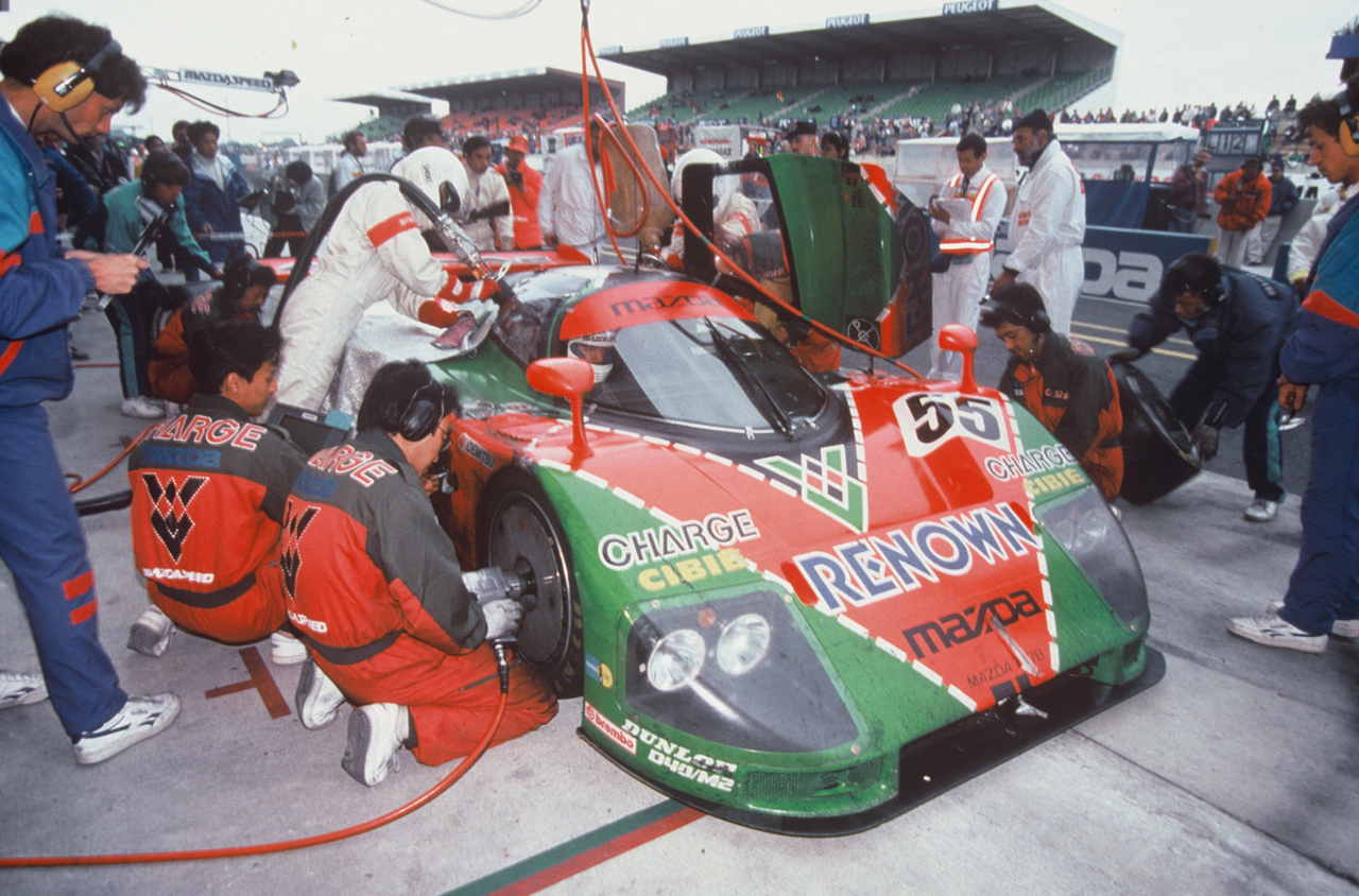 Legenden in Le Mans: Mazda 787B bei der Hundertjahrfeier des 24-Stunden-Rennens.