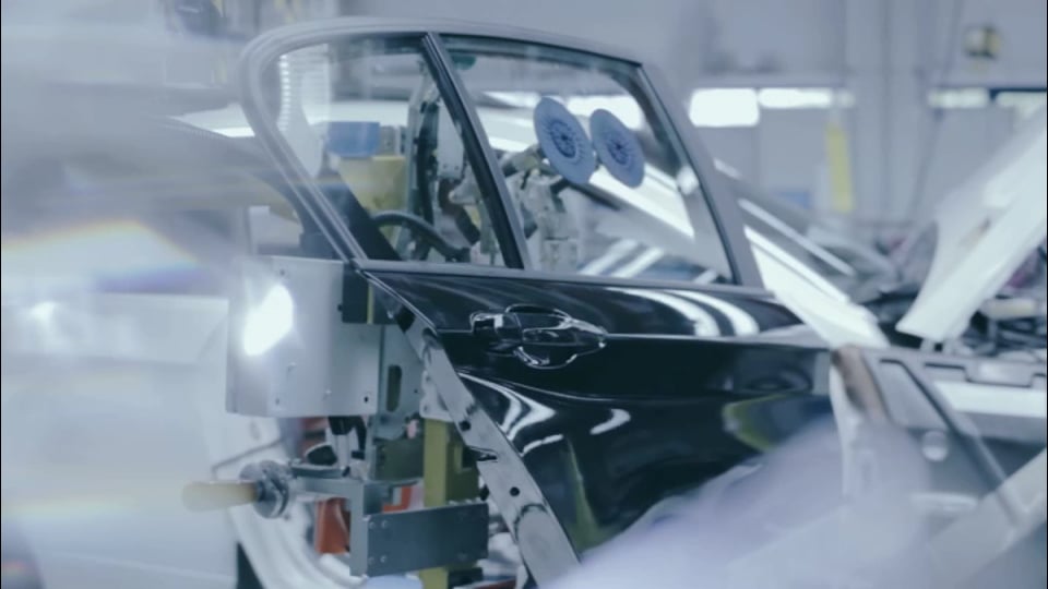"check my machine"- Impressionen des neuen BMW 1er aus dem Werk in Regensburg.