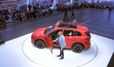 neuer Tiguan Elektromobilität Präsentation Presse Volkswagen.png