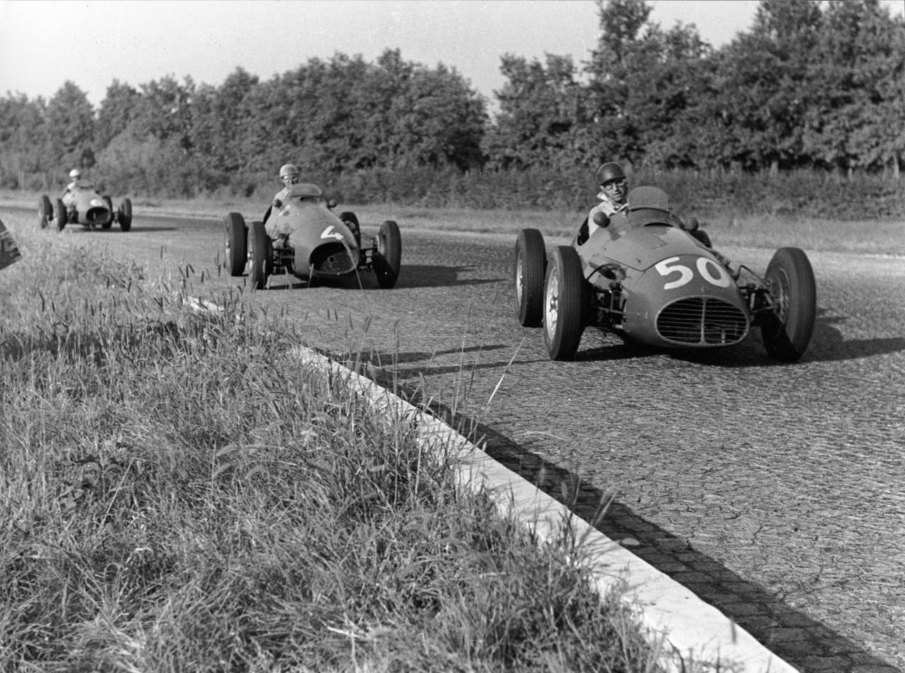 Der Sieg von Juan Manuel Fangio vor 70 Jahren auf einem Maserati beim Großen Preis von Italien.