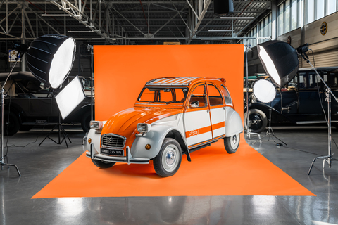 Citroen 2CV Oldtimer Jubiläum 75 Jahre Franzose Legende .jpg