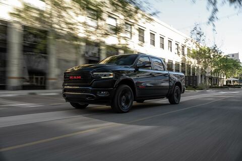 Der Ram 1500 Limited (RAM)RED Edition wird in Europa eingeführt, um bei der Bekämpfung globaler Gesundheitsprobleme zu helfen.