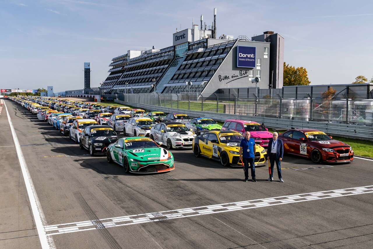 Bulldog Racing mit MINI John Cooper Works Edition beim siebten Lauf der RCN 2023.