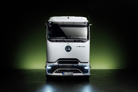 Mercedes Benz eActros Weltpremiere Alternative Reichweite Tillman Morlok.jpg