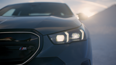 BMW i5 Sölden Schnee Präsentation Video Eis .png