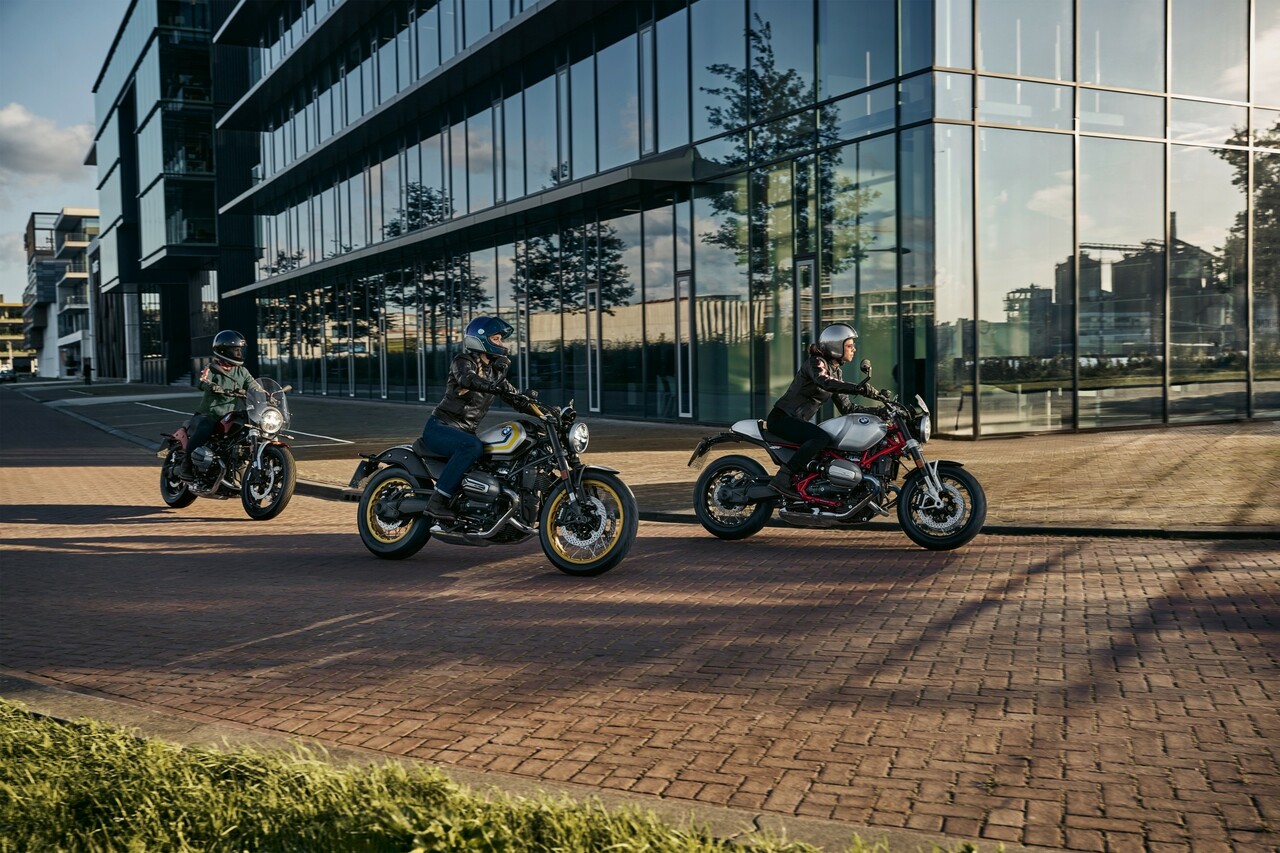 Die neuen BMW R 12 nineT und R 12 auf der CUSTOMBIKE-SHOW 2023.