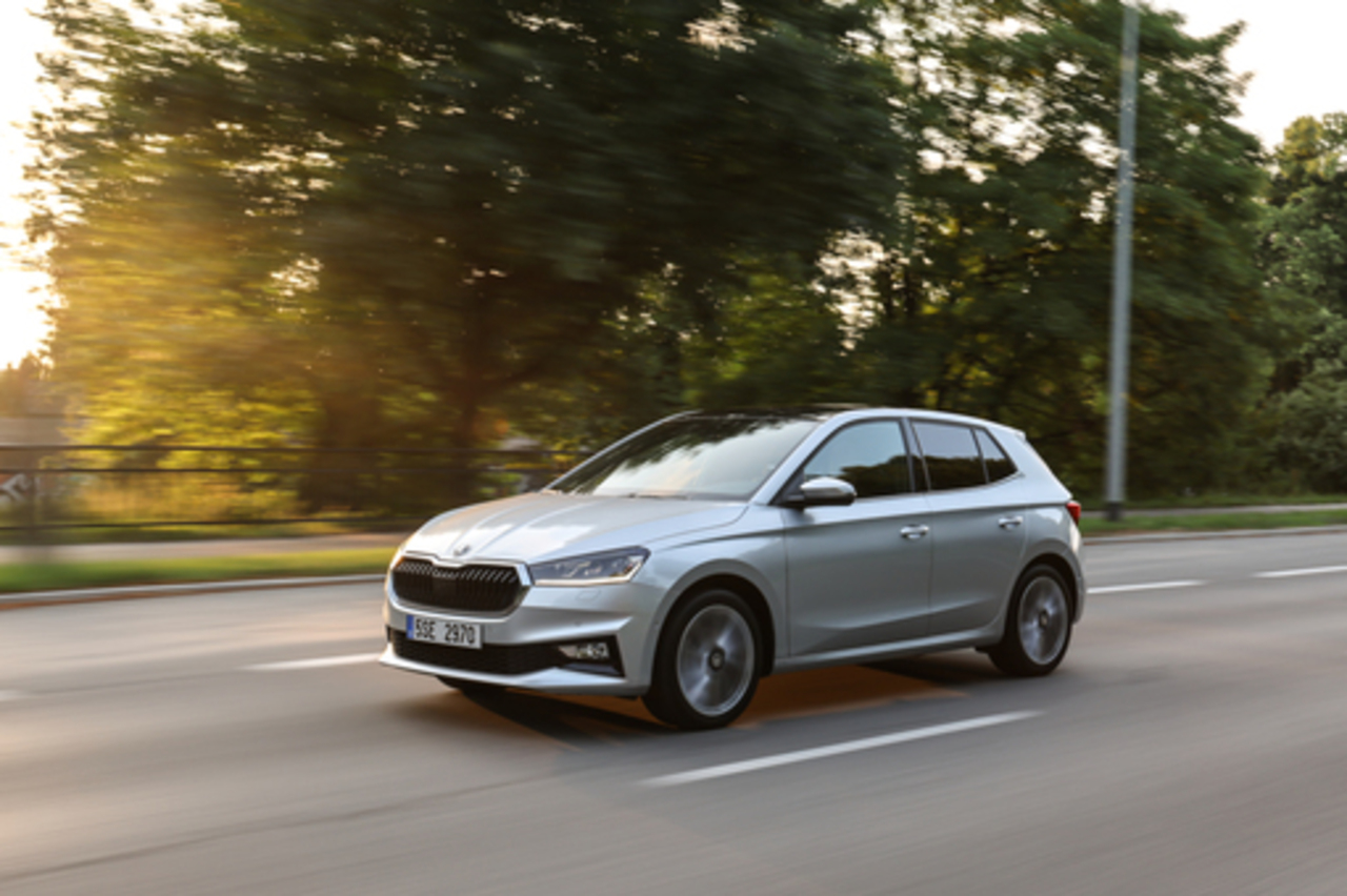 Škoda stellt zwei Gesamt- und zwei Importsieger bei der Leserwahl Firmenwagen-Award 2023 von Auto Bild.