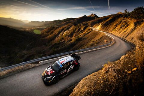 Rallye Monte Carlo 2024 Seb Ogier Toyota Gazoo racing samstag Führung.jpg