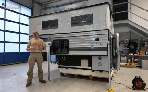 wohnkabinencenter - four wheels camper wildcat frontdinette - wohnkabine - absetzkabine - wohnwagen.PNG