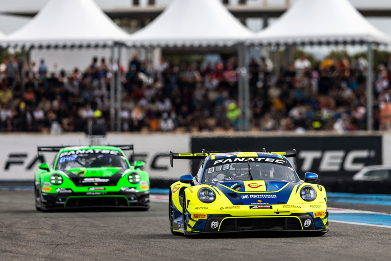 GT World Challenge Europe | Le Castellet: Acht Porsche 911 GT3 R beim Saisonauftakt von Europas härtester GT3-Rennserie.