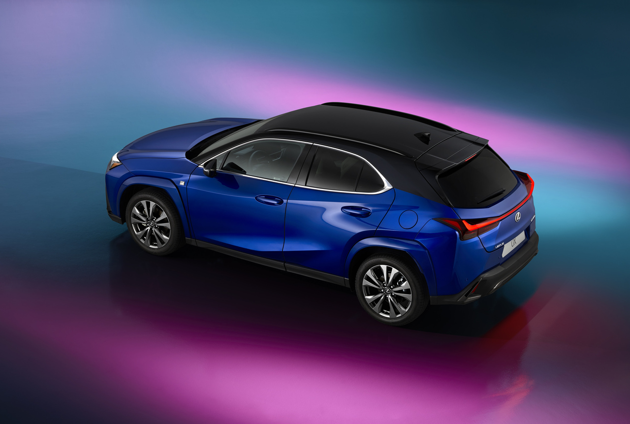 Lexus UX mit erstarktem Hybridantrieb – Kompaktes Crossover-SUV rollt ins neue Modelljahr.