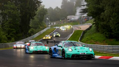 24 Stunden Nürburgring Manthey Zweiter Regen nebel verkürztes rennen.jpg