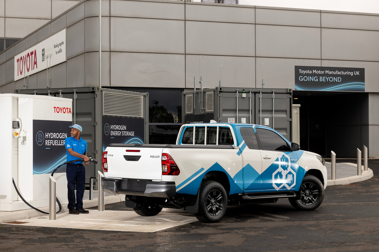 Entwicklung des wasserstoffbetriebenen Toyota Hilux geht in die nächste Runde.