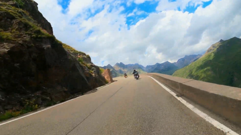 v-twin-tours - motorrad touren - motorrad trips - motorrad touren timmelsjoch - motorrad abenteuer.PNG