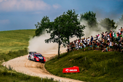 Andres Mikkelsen Rallye Polen WRc 2024 Freitag führender.jpg