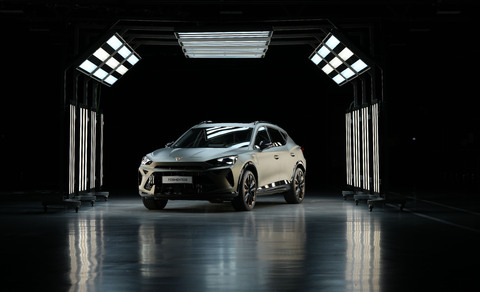 Entdeckung Produktioncupra-formentor Werk Seat Barcelona Martorell.jpg