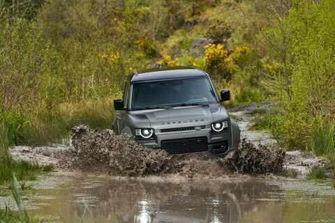 Land Rover DEFender OCTA_2025 Offroad Meister Gelände.jpg