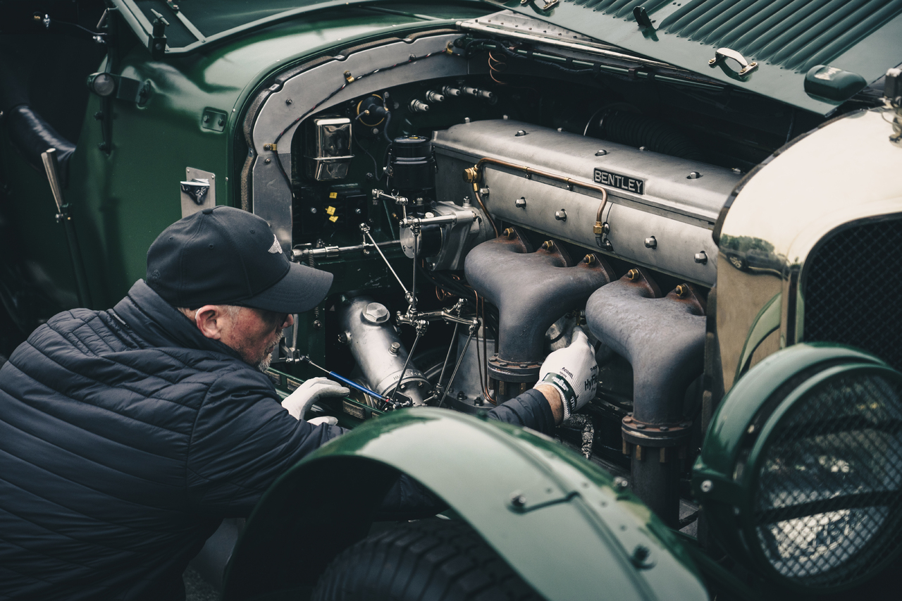 Bentley: Speed Six Continuation Series schließt Testprogramm mit Goodwood ab.