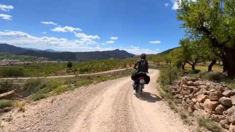 caro unterwegs - motorradreisen - motorrad abenteuer - motorrad erlebnis - motorrad touren spanien.PNG