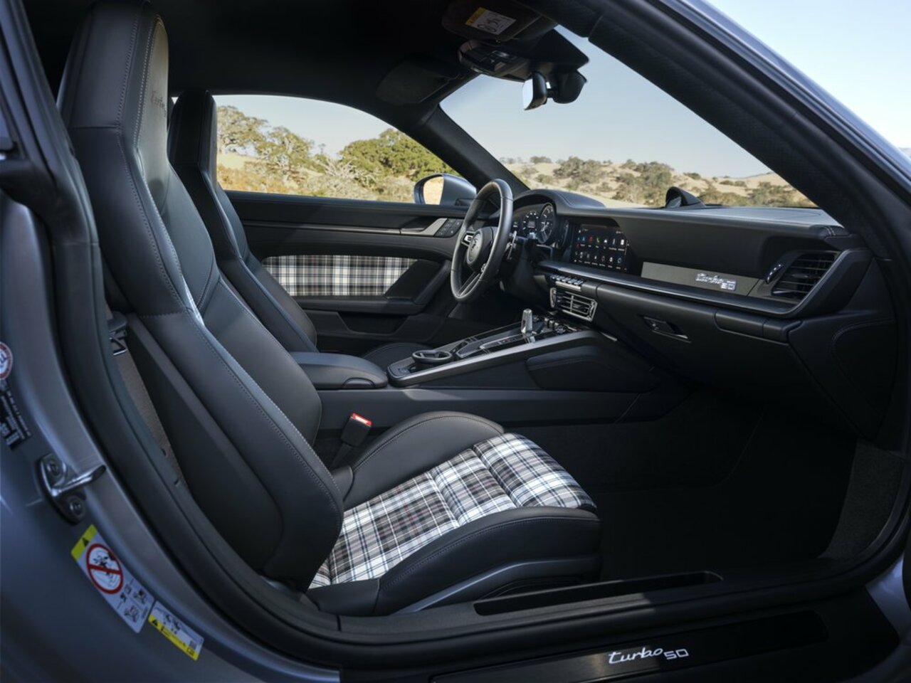Der Porsche 911 Turbo "50 Jahre" – Limitiertes Jubiläumsmodell feiert Premiere auf der Monterey Car Week.