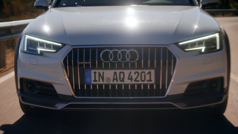 Audi A4 allroad quattro - Trailer