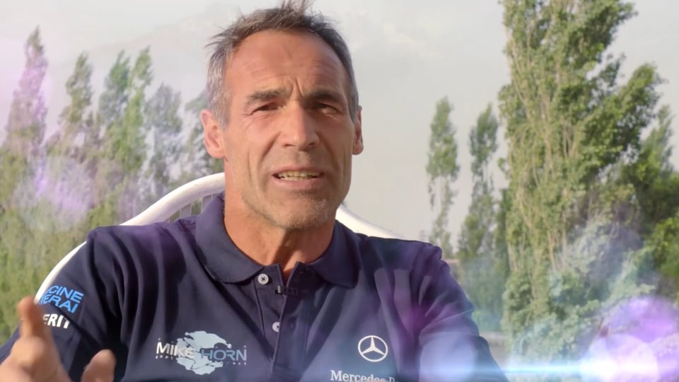 Mike Horn und die G-Klasse - zwei Extremsportler erreichen den legendären K2