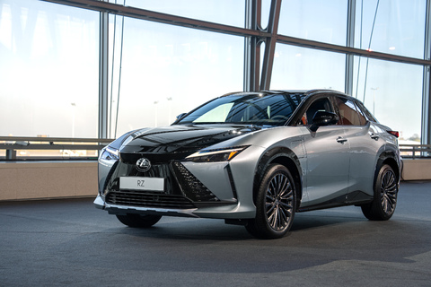 2025 lexus-rz-luxus premium-elektromodell.jpg