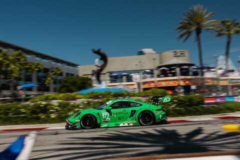 IMSA 2025: Porsche gewinnt in den Straßen von Long Beach in beiden Wertungsklassen.