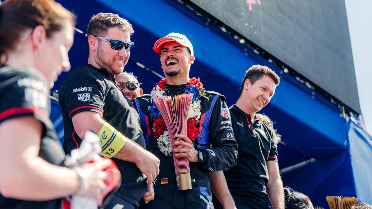 Formel E 2025 | Miami E-Prix: Porsche-Doppelpodium: Weltmeister Wehrlein siegt in Miami.