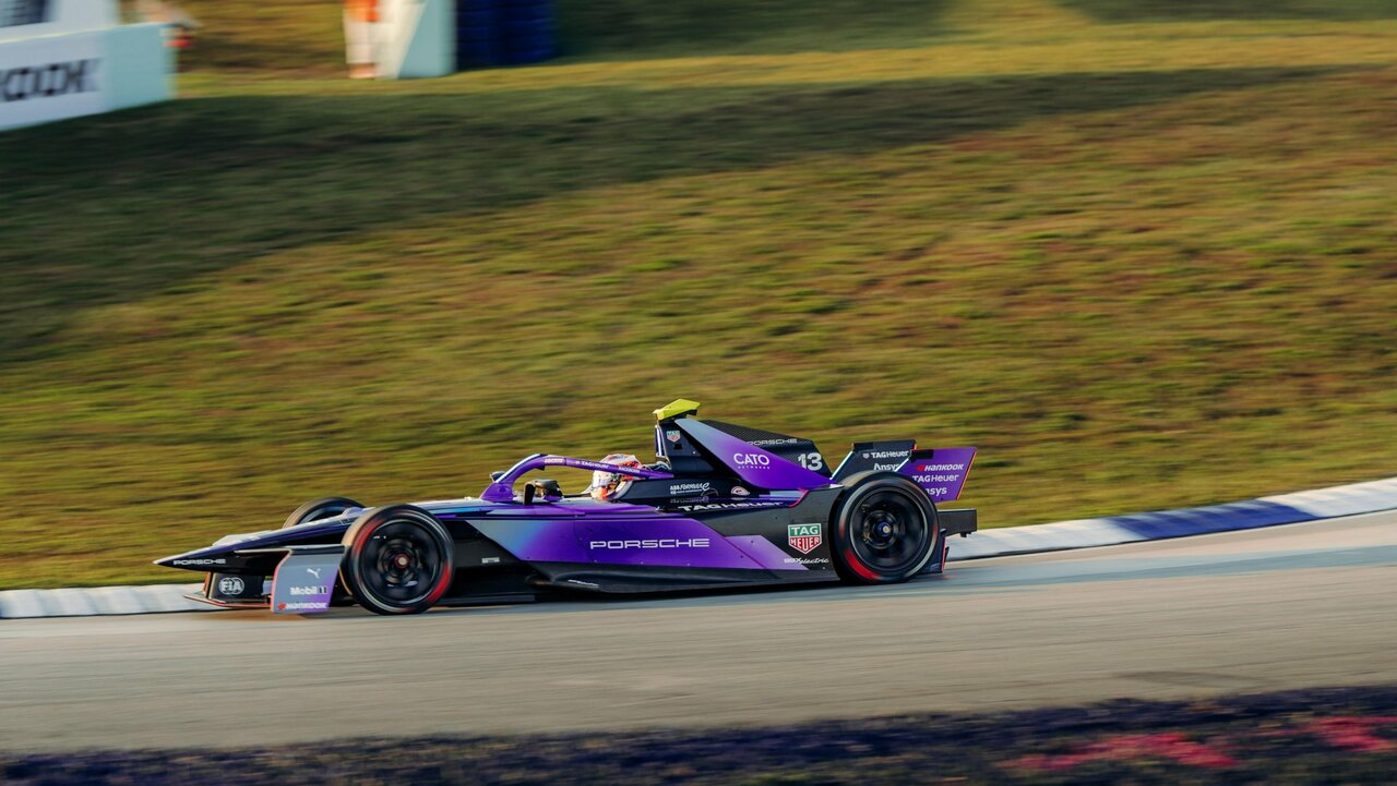 Formel E 2025 | Miami E-Prix: Porsche-Doppelpodium: Weltmeister Wehrlein siegt in Miami.