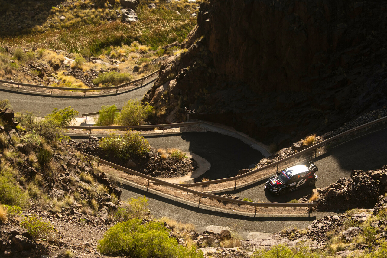 WRC 2025 | Rallye Islas Cabarias: Rovanperä nach fast vollständigem Siegeszug auf Gran Canaria in Führung.