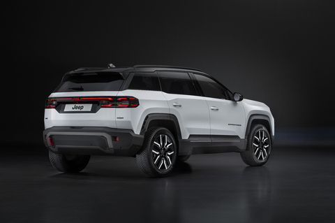New Jeep Compass 4x4 Offroad Markteinführung Heckansicht weiß.jpg